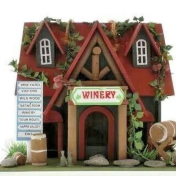 Other - Winery Bird House